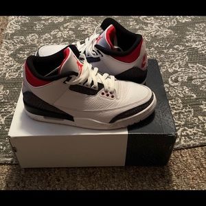 Jordan Retro 3s Fire Red/Black Mens size 8